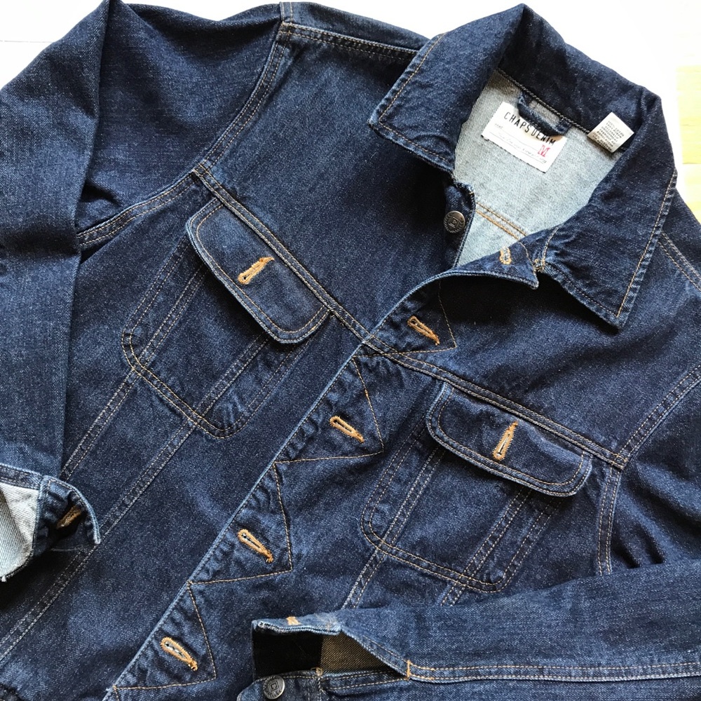 Men’s Denim Jean Jacket Size Medium